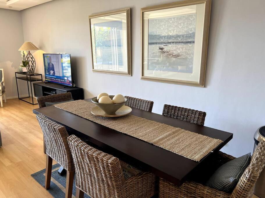 Parama 003 Secure, Luxurious Waterfront Apartment Città del Capo Esterno foto